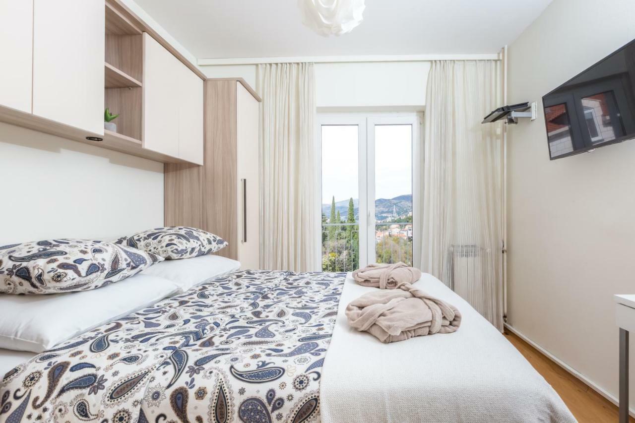Spacious Near The Old Town Appartamento *