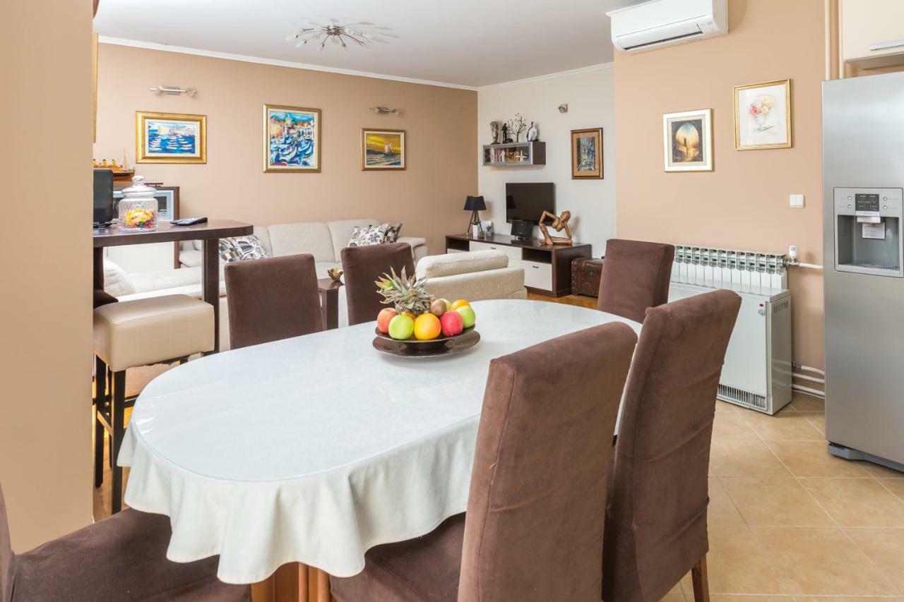 Spacious Near The Old Town Appartamento *
